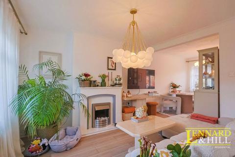 undefined, Rosedale Road, Grays RM17