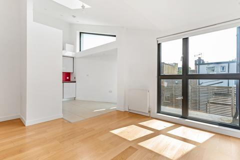 2 bedroom apartment for sale, Harmood Grove, London NW1