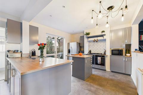 3 bedroom semi-detached house for sale, Welton Road, Brough