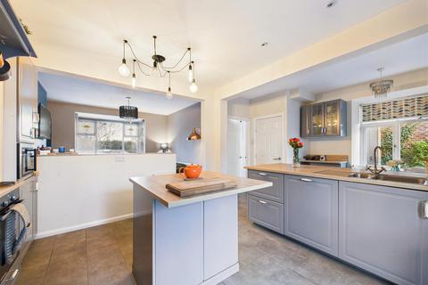 3 bedroom semi-detached house for sale, Welton Road, Brough