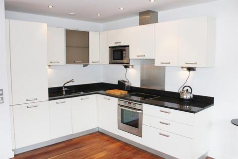 2 bedroom apartment to rent, The Edge, Clowes Street, Salford M3 5NE