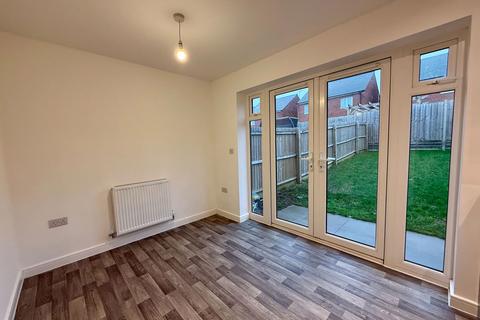 3 bedroom semi-detached house for sale, Midway  DE11