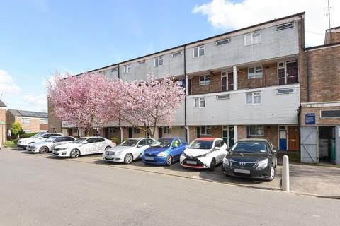 undefined, brookfield, woking GU21