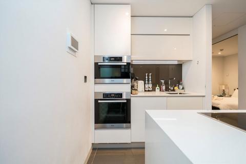 2 bedroom flat for sale, Marconi House, London WC2R
