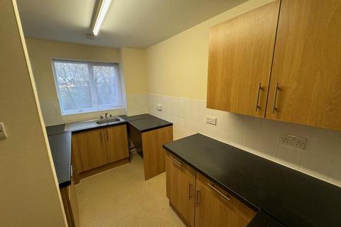 2 bedroom flat to rent, Streamside Close, Edmonton, N9