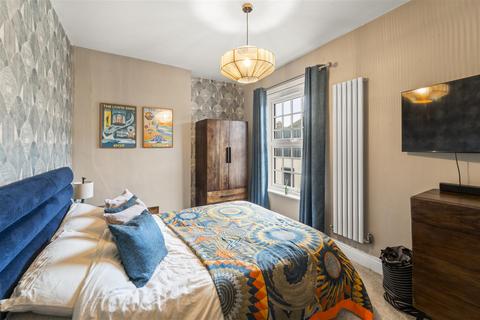 2 bedroom terraced house for sale, Barwick Place, Sale