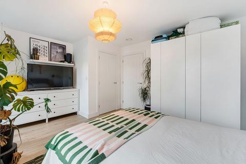 2 bedroom terraced house for sale, Liverpool Street, Salford M5