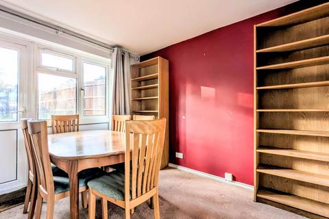 3 bedroom end of terrace house for sale, Waterman Close, Bordon GU35