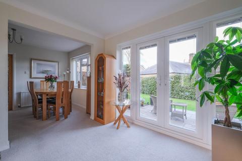 4 bedroom detached house for sale, Cardinal Close, Holmfirth HD9