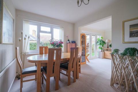 4 bedroom detached house for sale, Cardinal Close, Holmfirth HD9