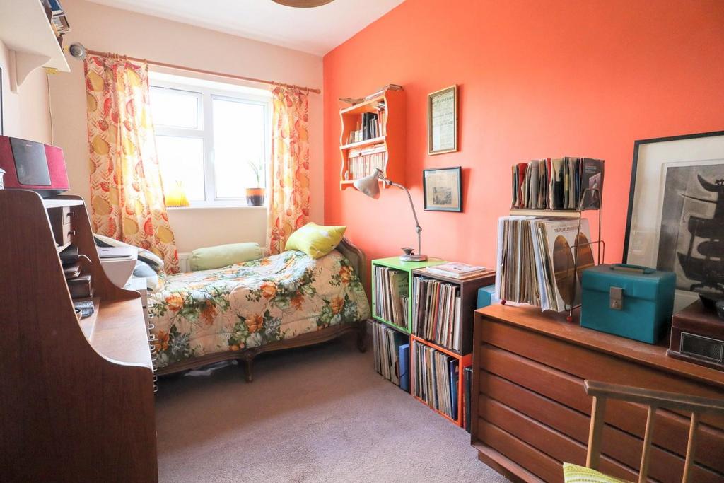 Bedroom 3.jpg