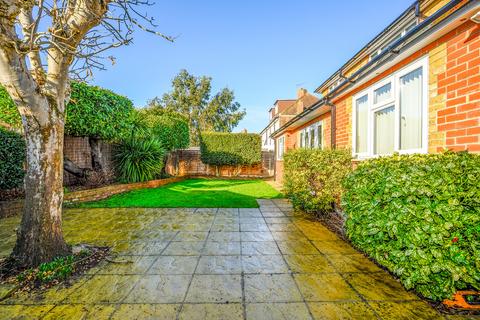 4 bedroom detached house for sale, Florence Close, WALTON-ON-THAMES, KT12