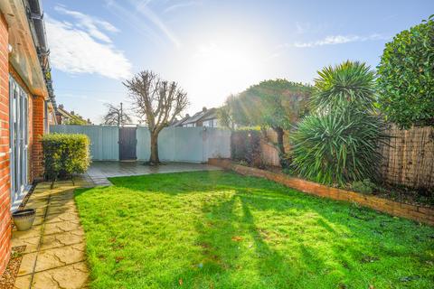 undefined, Florence Close, Walton-on-Thames, KT12