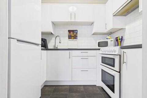 1 bedroom retirement property for sale, Freshbrook Court, Freshbrook Road, Lancing, BN15 8DT