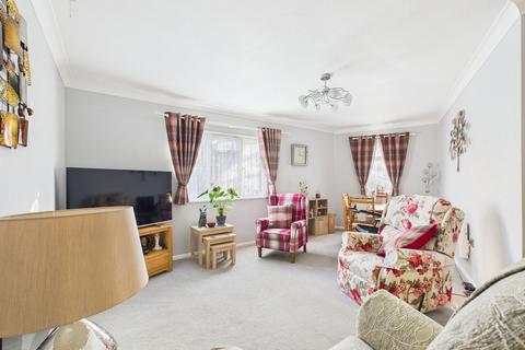 1 bedroom retirement property for sale, Freshbrook Court, Freshbrook Road, Lancing, BN15 8DT