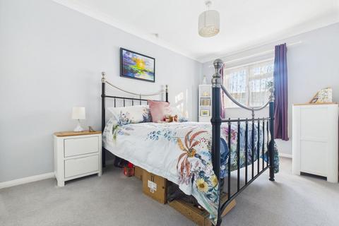 1 bedroom retirement property for sale, Freshbrook Court, Freshbrook Road, Lancing, BN15 8DT