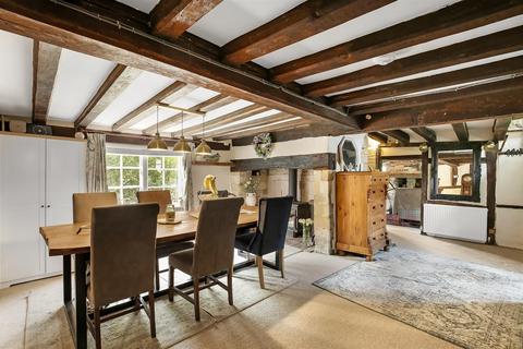 4 bedroom detached house for sale, Wonston