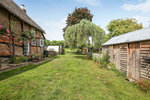 4 bedroom detached house for sale, Wonston