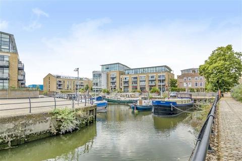 2 bedroom flat to rent, Goat Wharf, Brentford TW8