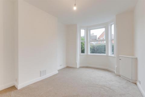 3 bedroom terraced house for sale, Duke Street, Hucknall NG15