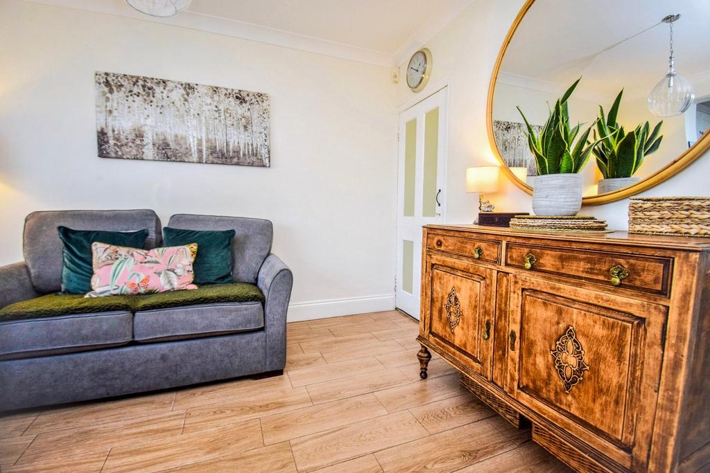 Dining Area/Snug