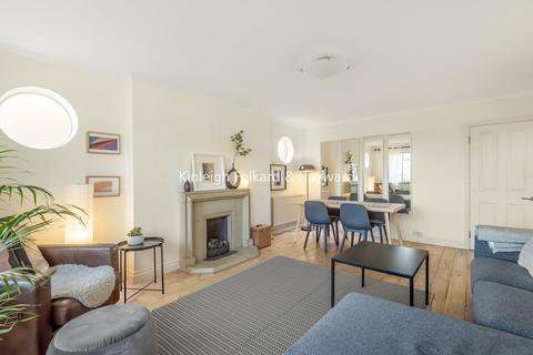 2 bedroom flat to rent, Shepherds Hill, Highgate, London, N6