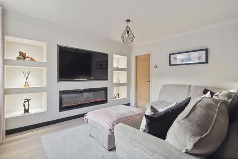 2 bedroom terraced house for sale, Springcroft Gardens, Swinton, Glasgow