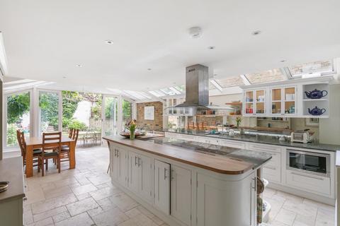 5 bedroom terraced house for sale, Bovingdon Road, Fulham, London