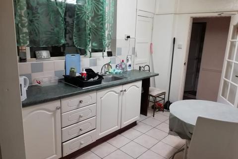 3 bedroom terraced house to rent, Keir Hardie Way,  Barking, IG11