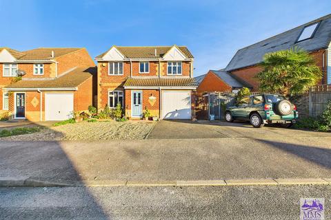 4 bedroom detached house for sale, Helen Thompson Close, Iwade, Sittingbourne