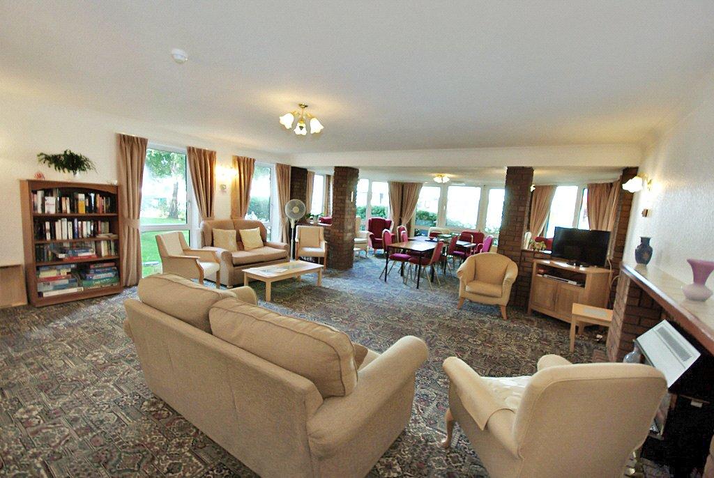Communal Lounge