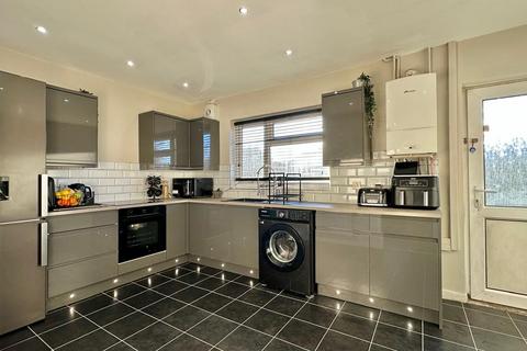 3 bedroom semi-detached house for sale, Dymond Road, Holbrooks, Coventry, CV6 4JZ