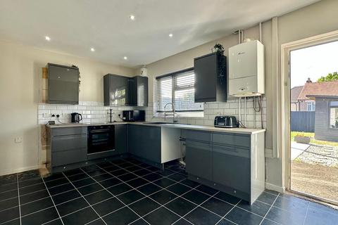 3 bedroom semi-detached house for sale, Dymond Road, Holbrooks, Coventry, CV6 4JZ