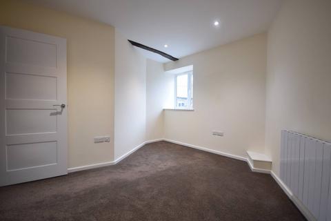 2 bedroom flat to rent, Bideford, Devon