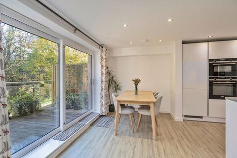 undefined, 5 1 Kinauld Dell, Edinburgh, EH14
