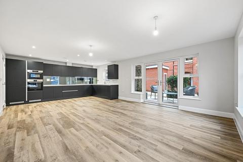 undefined, Meadow Court, Iver