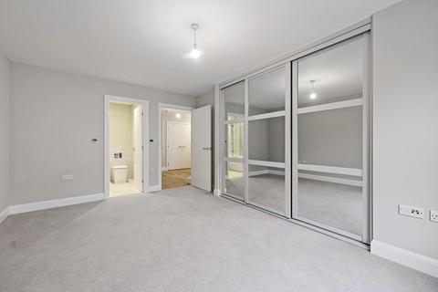 undefined, Meadow Court, Iver