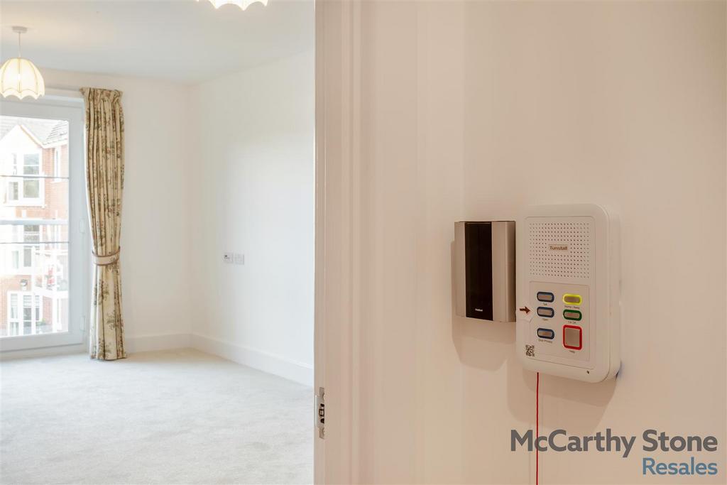 8673476-interior13.jpg