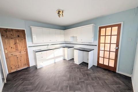 undefined, Russell Avenue, Balderton, Newark