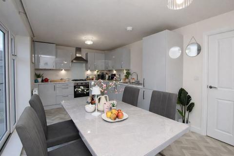 undefined, Meadow Hill, Throckley, Newcastle upon Tyne, Tyne and Wear, NE15 9BZ