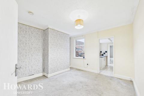 3 bedroom end of terrace house for sale, Raglan Street, Lowestoft