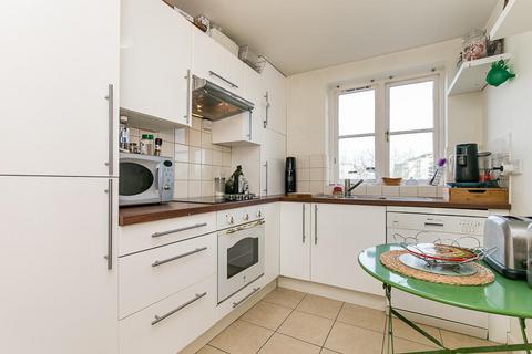 2 bedroom flat to rent, Brompton Park Crescent, SW6