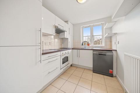2 bedroom flat to rent, Brompton Park Crescent, SW6