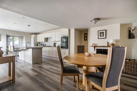 undefined, Bottlesford, Pewsey