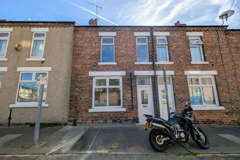 3 bedroom terraced house to rent, Borough Road, Darlington DL1