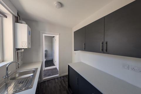 3 bedroom terraced house to rent, Borough Road, Darlington DL1