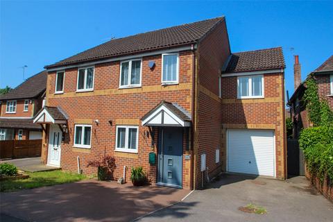 Middle Road, Southampton, Hampshire, SO19