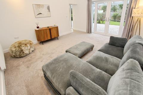 undefined, Grove Street, Beeston, Beeston, NG9