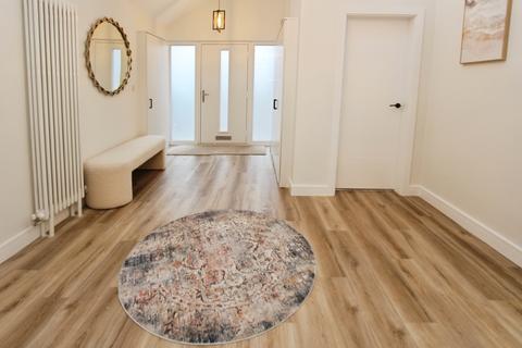 undefined, Grove Street, Beeston, Beeston, NG9