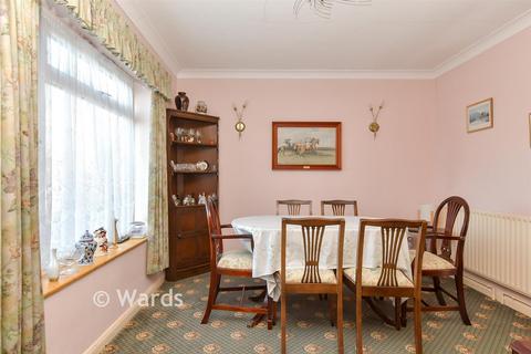 3 bedroom detached house for sale, St. Martin's Drive, Eynsford DA4